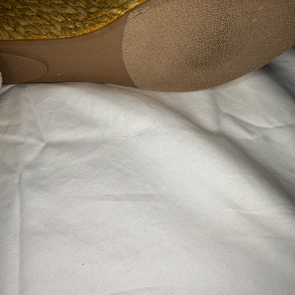 Altar’s State wedges! - Picture 5 of 9